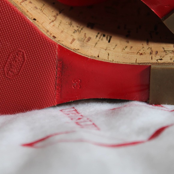 Christian Louboutin Une Plume Hot Pink Neon Patent Leather Cork Sandal Wedges - Picture 13 of 14